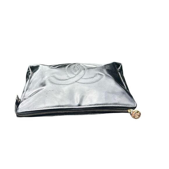 Chanel Black Pouch Bag with Iconic Logo added chain - Picture 7 of 15